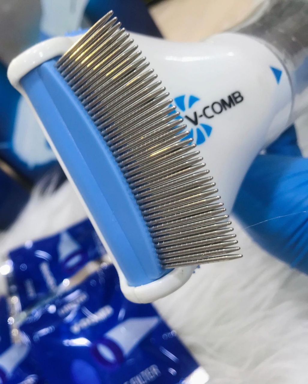 V COMB Peigne Anti Poux Electrique Aspirant